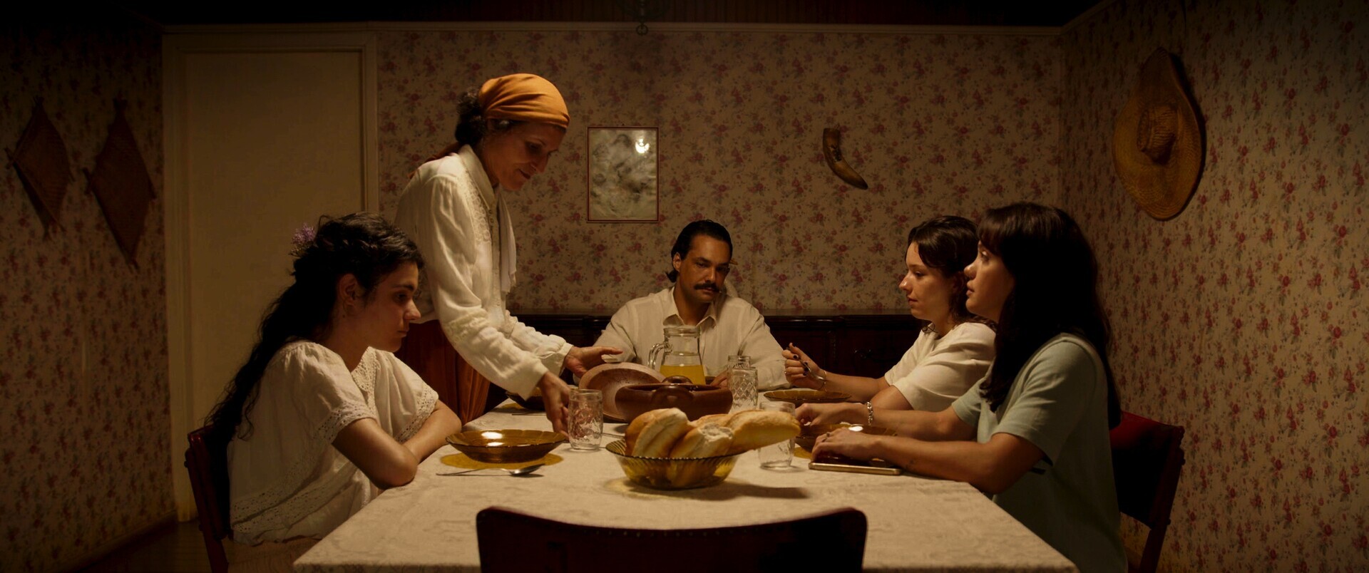 Photo 6 Still_2025-05-08_130130_2.10.1 Photo 6 Still_2025-05-08_130130_2.10.1